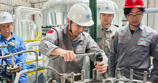 مفاعل ويشيان ذو 120 أنبوبًا بقدرة 5 طن/ساعة قيد التشغيل